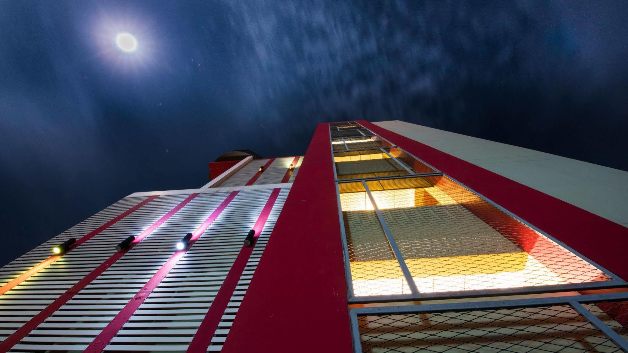Trendy Hotel Nakhon Pathom Exterior foto